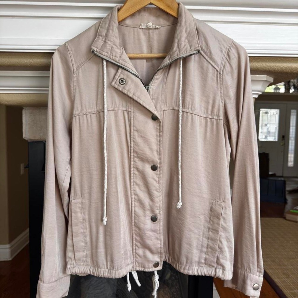 Mystree Lightweight Beige Shimmer Utility Jacket Travel Vacation